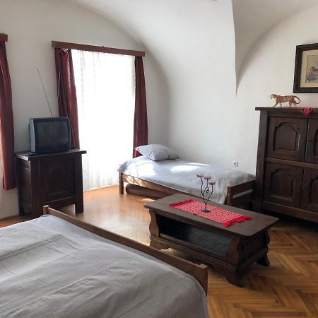 סופרון Apartman Becsi Utca מראה חיצוני תמונה