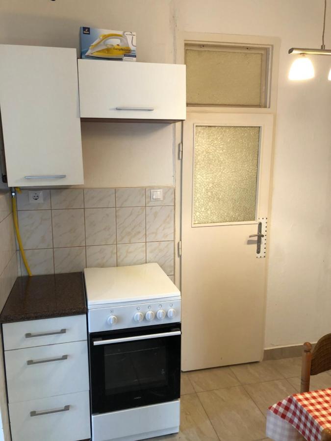 סופרון Apartman Becsi Utca מראה חיצוני תמונה